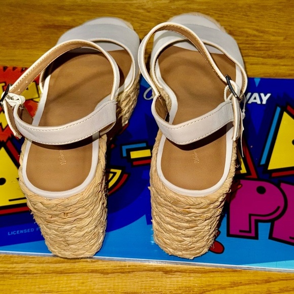 Women New Universal Thread Wedge Sandals Size US 8.5​​​ - Picture 3 of 4